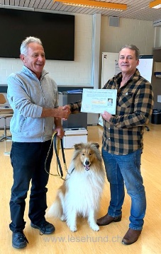 Therapie Hunde Zentrum Schweiz Lesehund 088